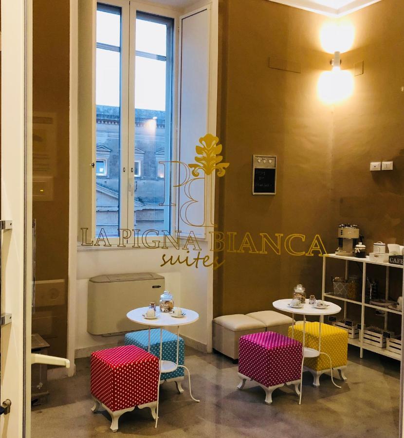 La Pigna Bianca Suites Лече Екстериор снимка