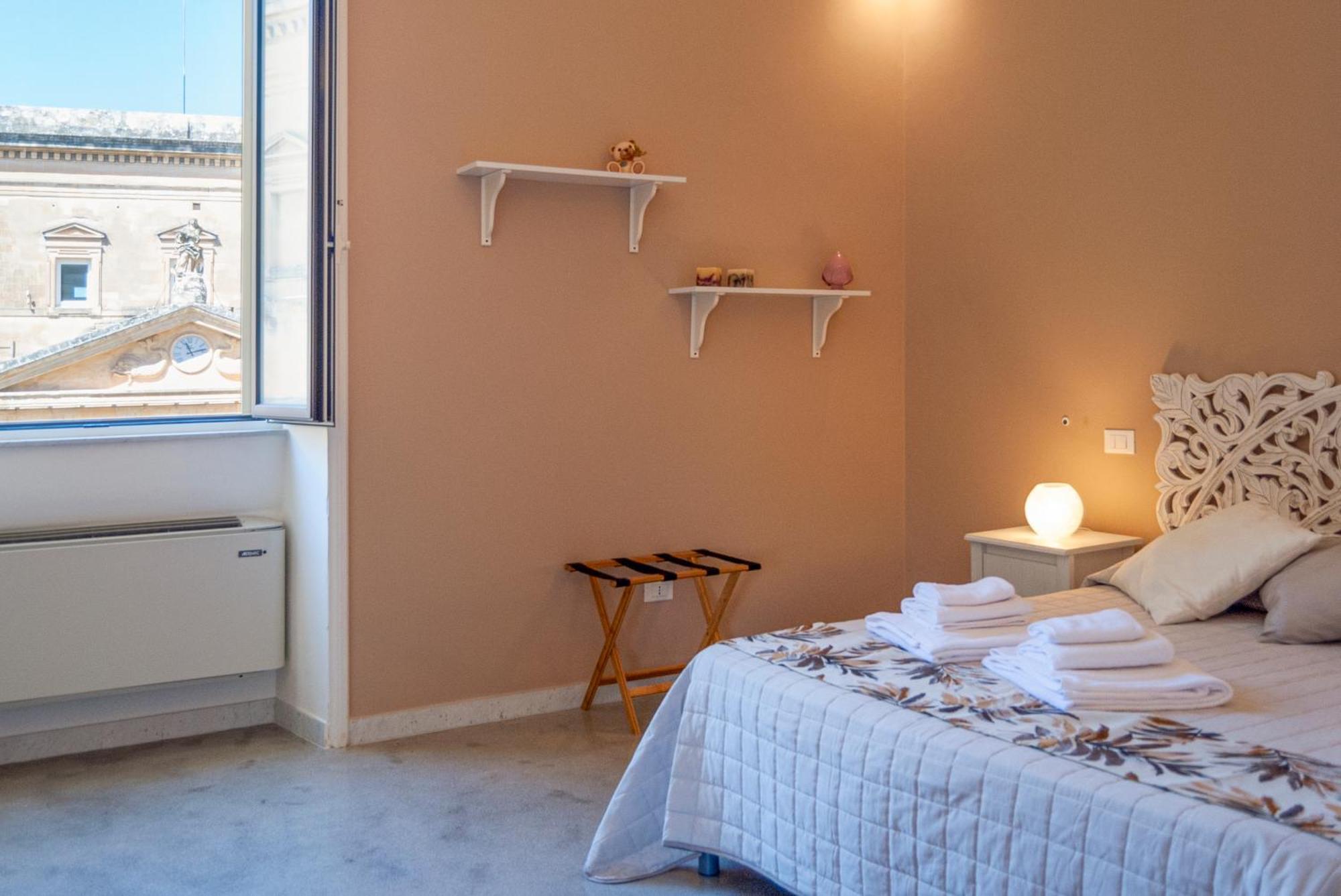 La Pigna Bianca Suites Лече Екстериор снимка
